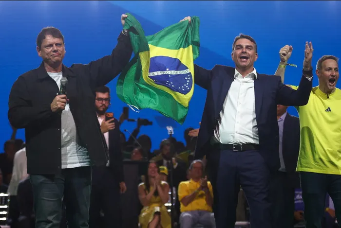 Flavio Bolsonaro en lice pour la présidentielle brésilienne : l’héritage controversé face à Lula