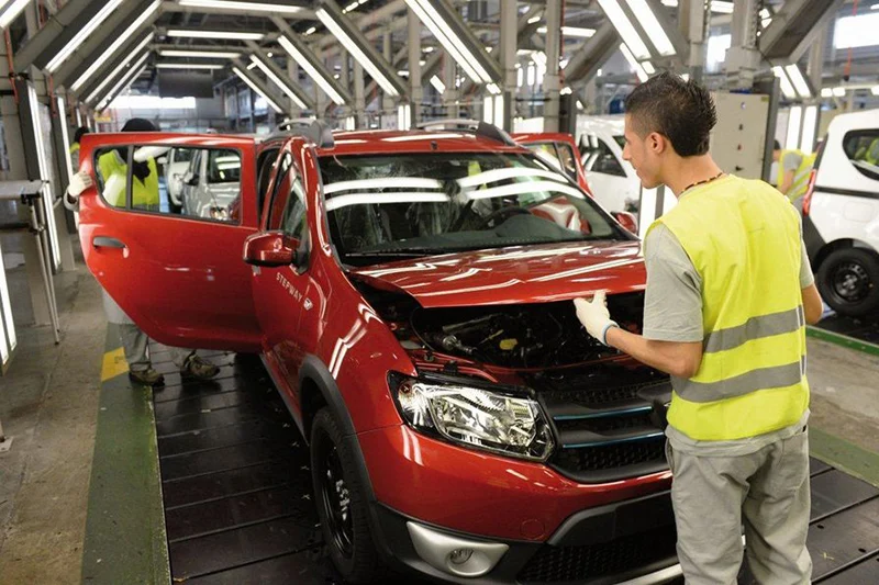 Renault mise sur le Maroc face à la crise industrielle en Roumanie