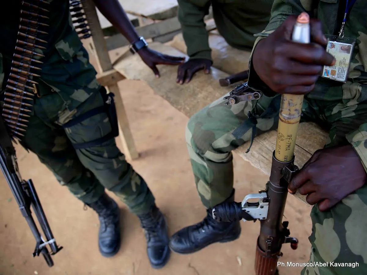 Condamnations de militaires en RDC pour désertion et violations