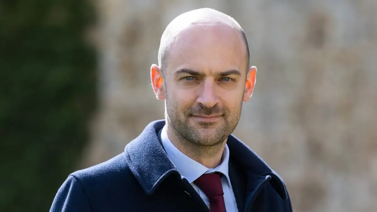 Visas algériens : tensions diplomatiques et réactions politiques en France