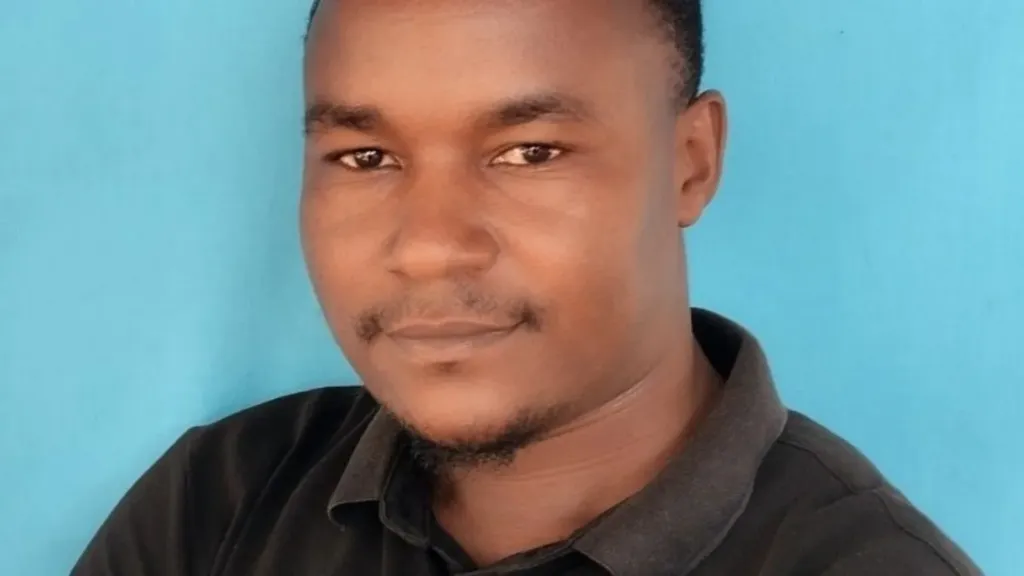 Lecteur universitaire tanzanien inculpé de terrorisme après des protestations interdites