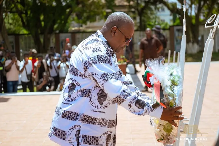Ghana : Mahama rend hommage à l’héritage du président Atta Mills
