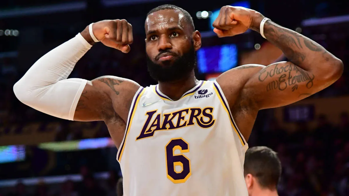 Trump critique LeBron James, relance le débat sur le sport et la politique