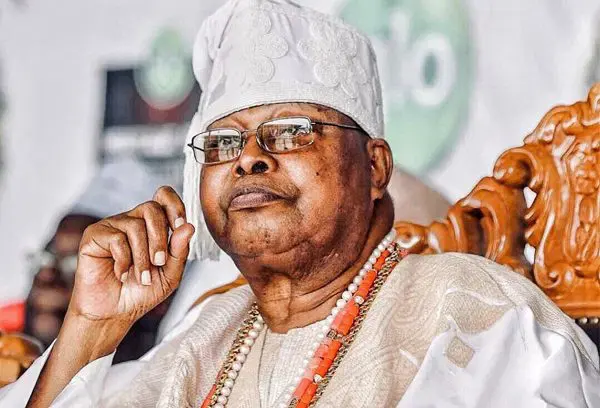 La crise de succession du trône d’Ijebuland menace l’autorité traditionnelle face aux divisions internes et aux pressions politiques