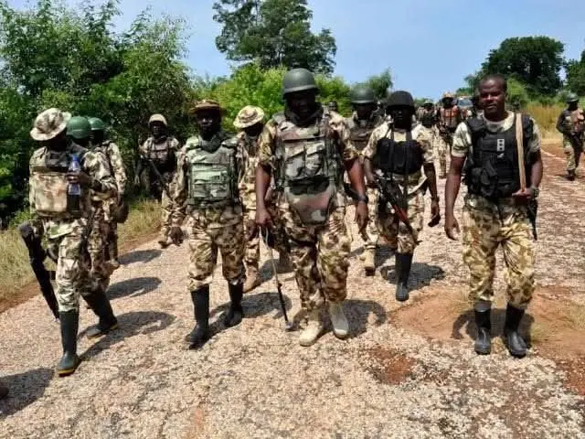 L'armée nigériane libère 43 otages et démantèle des réseaux criminels en une semaine d'opérations