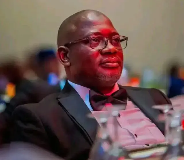 Muhammad Nami, ancien patron du fisc nigérian, investi candidat du PDP pour l'État du Niger en 2027