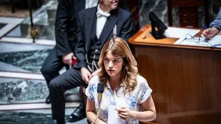 Le gouvernement français envisage de prolonger les aides aux carburants face à la persistance des prix élevés