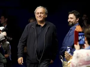 Michel Platini appelle au départ de Gianni Infantino et mise sur la justice pour déstabiliser la présidence de la FIFA