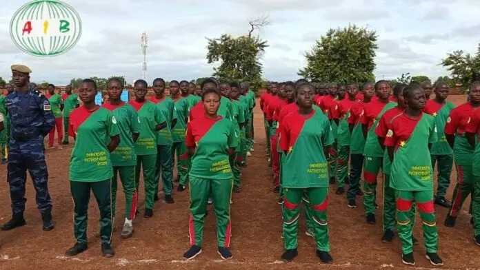 Au Burkina Faso, 500 jeunes bacheliers s’engagent pour la Révolution progressiste après un mois d’immersion patriotique