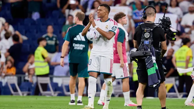 Mbappé réalise un triplé décisif sous les yeux de Mourinho : le Real Madrid relancé en Liga ?