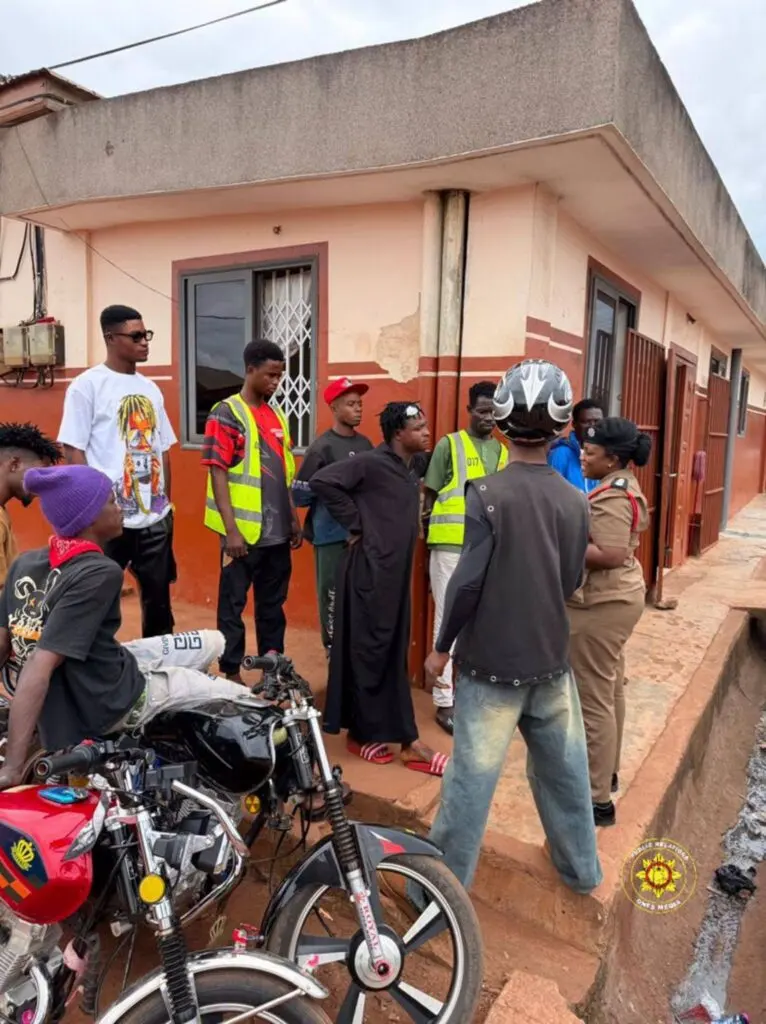 Le Service national des sapeurs-pompiers du Ghana renforce la prévention incendie dans la région de l'Est