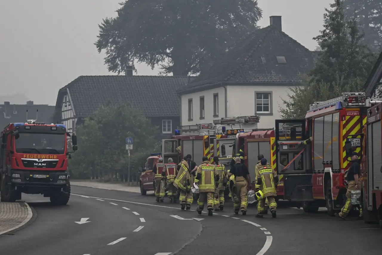 Incendie en Belgique : la pluie freine un brasier historique, mais la vigilance reste de mise