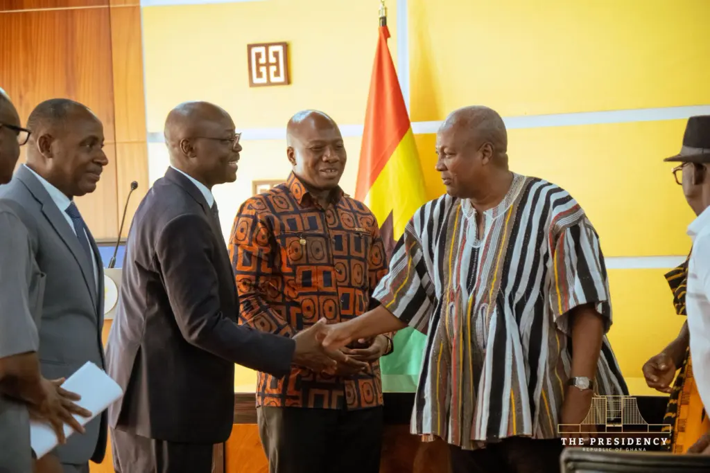 Mahama lance un fonds de 1 milliard de cedis pour relancer Bawku : qui pilotera la reconstruction ?