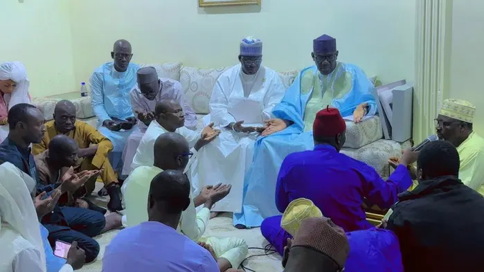 Rencontre à Tivaouane : le secrétaire général de l'AFP Mbaye Dione salué par le guide religieux Serigne Cheikh Tidiane Sy Dabakh