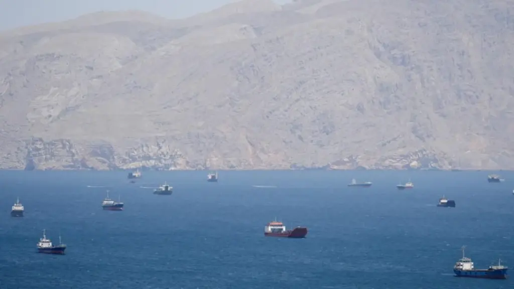 Trafic maritime en chute dans le détroit d'Ormuz après des attaques sur des pétroliers