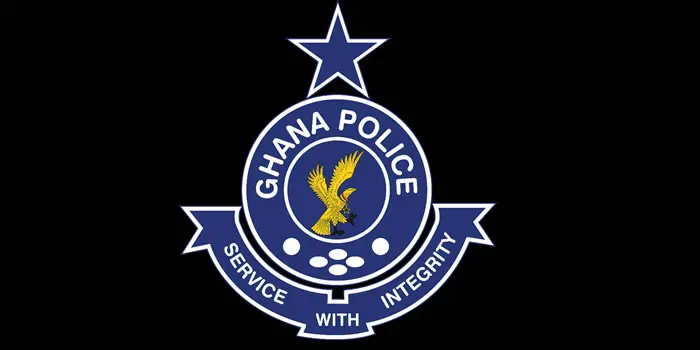 Ghana : la police dément une fausse interdiction des écouteurs au volant