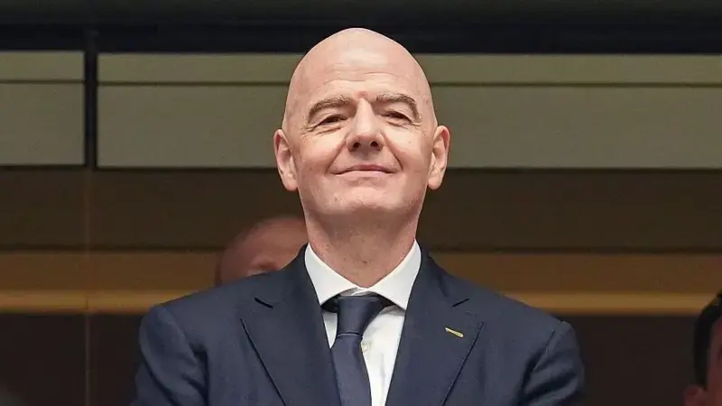 L'UEFA maintient sa pression contre Infantino malgré l'abandon du boycott de la FIFA