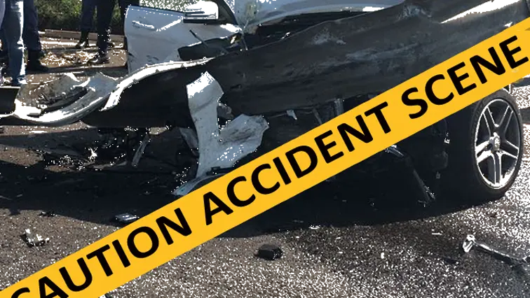 Deux morts et douze blessés dans un accident de la route à Gqeberha : la négligence au cœur du drame