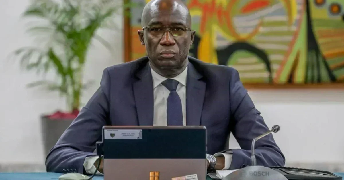 Déclaration de patrimoine : le ministre de la Justice frappe fort pour la transparence