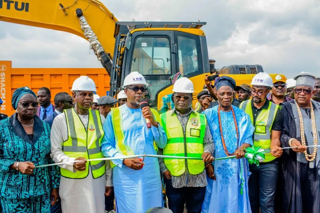 Tinubu lance la reconstruction de deux axes routiers stratégiques dans le Sud-Ouest nigérian