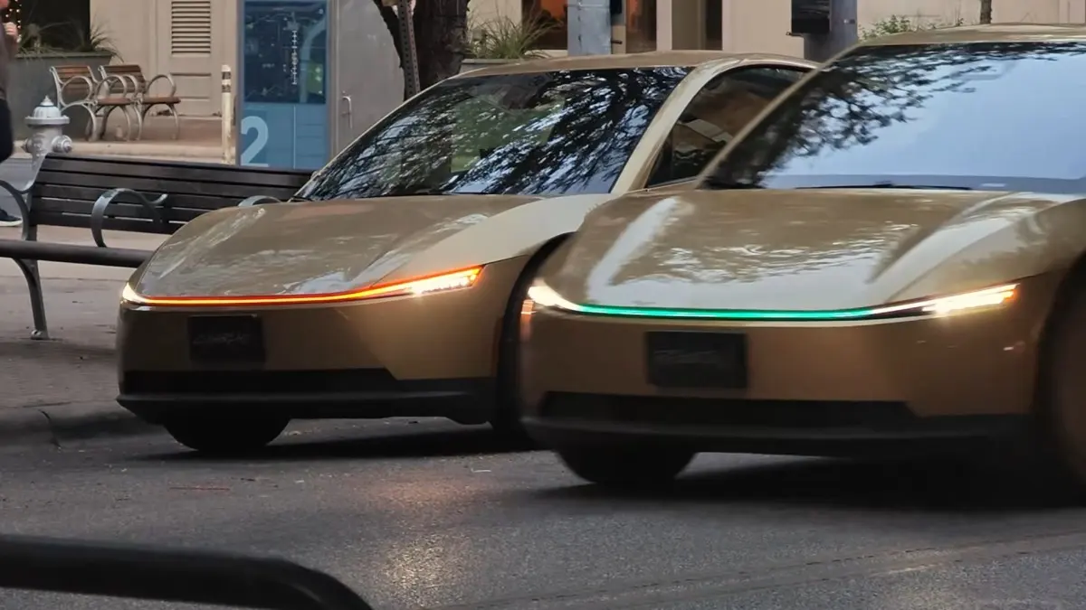 Tesla face au défi de l'identification de ses Cybercab autonomes en milieu urbain