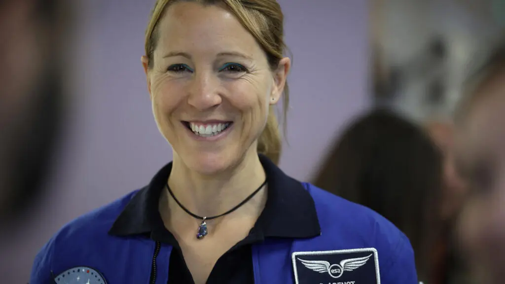 Sophie Adenot repart dans l’espace pour achever le remplacement d’une antenne vitale de l’ISS