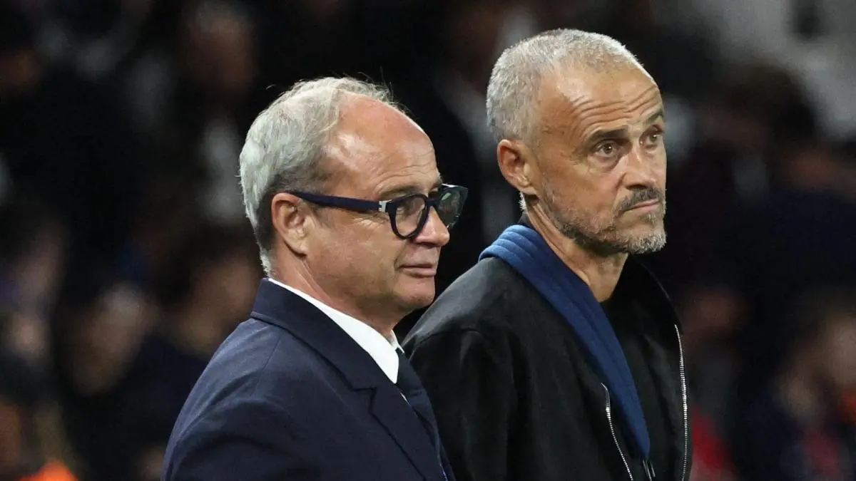 Le PSG perd deux pépites du mercato : Barcola s’envole vers Liverpool, Hamdani reste à Lyon