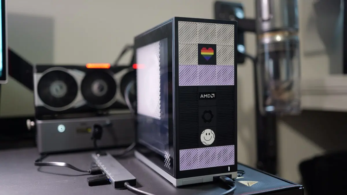 Framework muscle son mini-PC modulaire avec l'intégration du processeur AMD Ryzen AI Max+ PRO 495