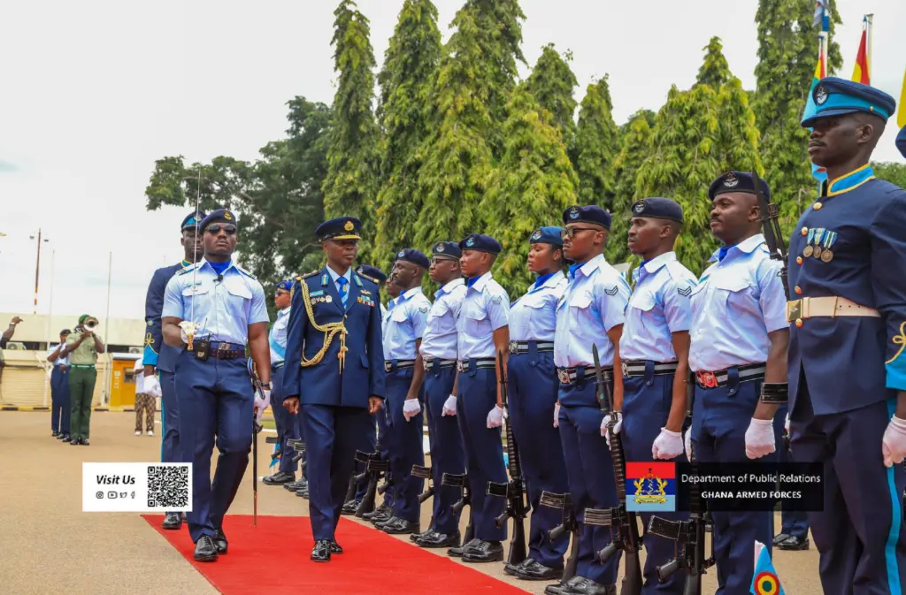 Ghana : les Forces armées ouvrent leur recrutement 2026/2027 aux diplômés universitaires dès le 3 septembre