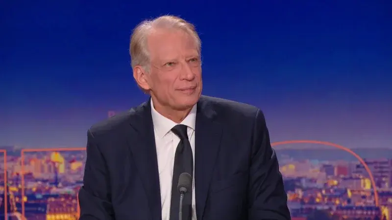 Dominique de Villepin critique le référendum RN sur l'immigration : une solution illusoire selon lui