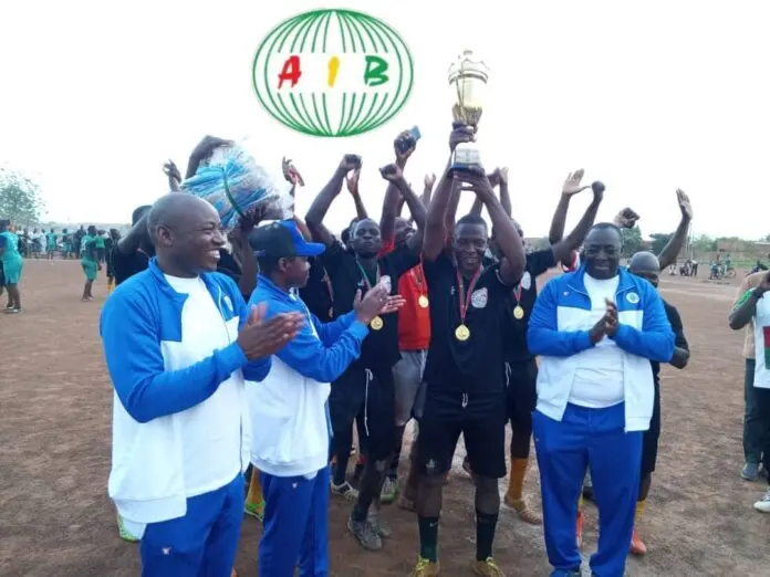 La 9e édition de la Coupe du Gouverneur renforce la cohésion au sein de l'administration régionale de Yaadga