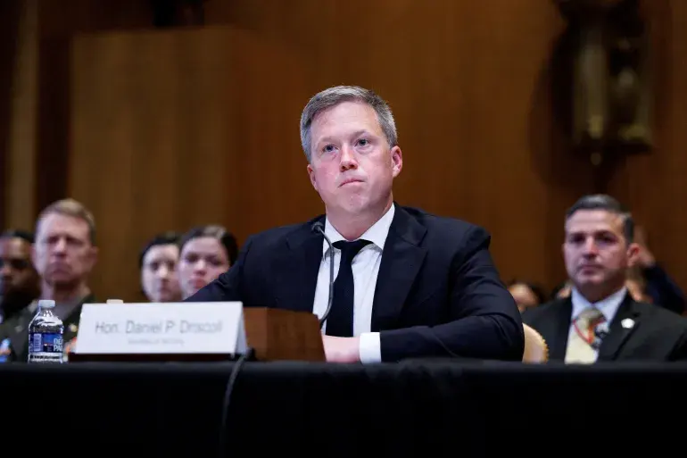Le secrétaire à l'Armée de terre des États-Unis Daniel Driscoll démissionne sur fond de tensions au Pentagone