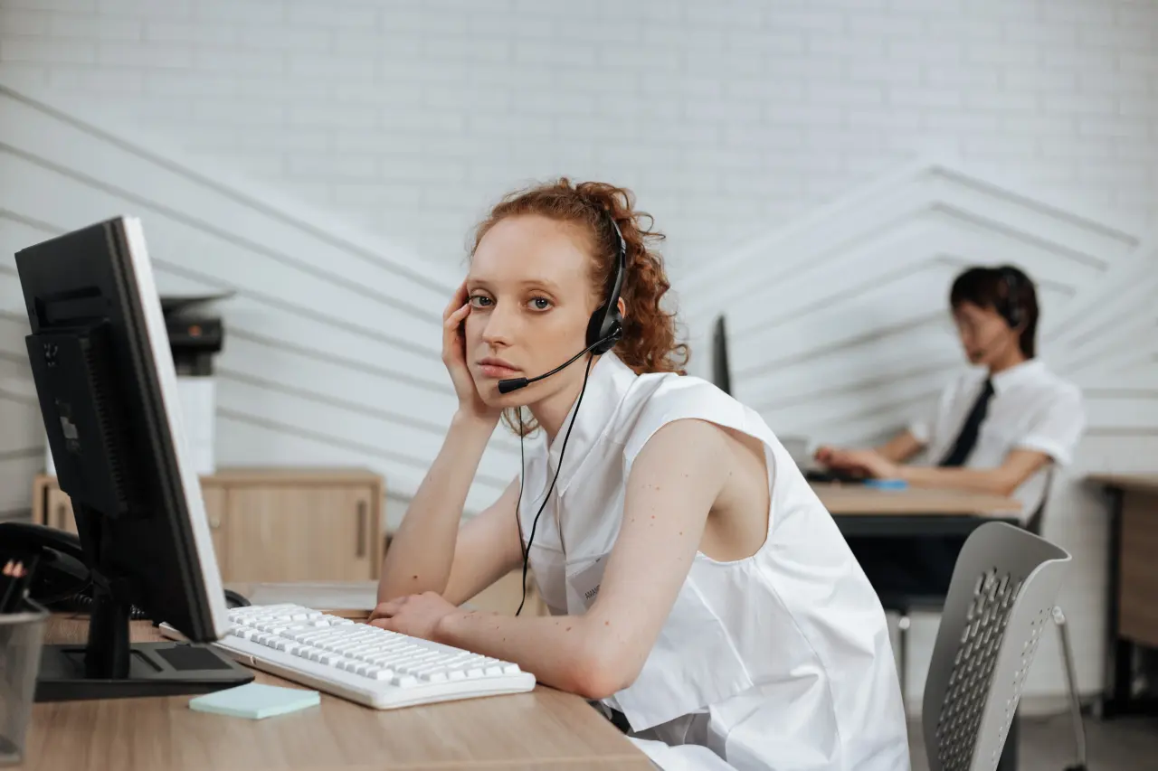 L'intelligence artificielle fragilise l'accès au marché du travail pour les jeunes diplômés