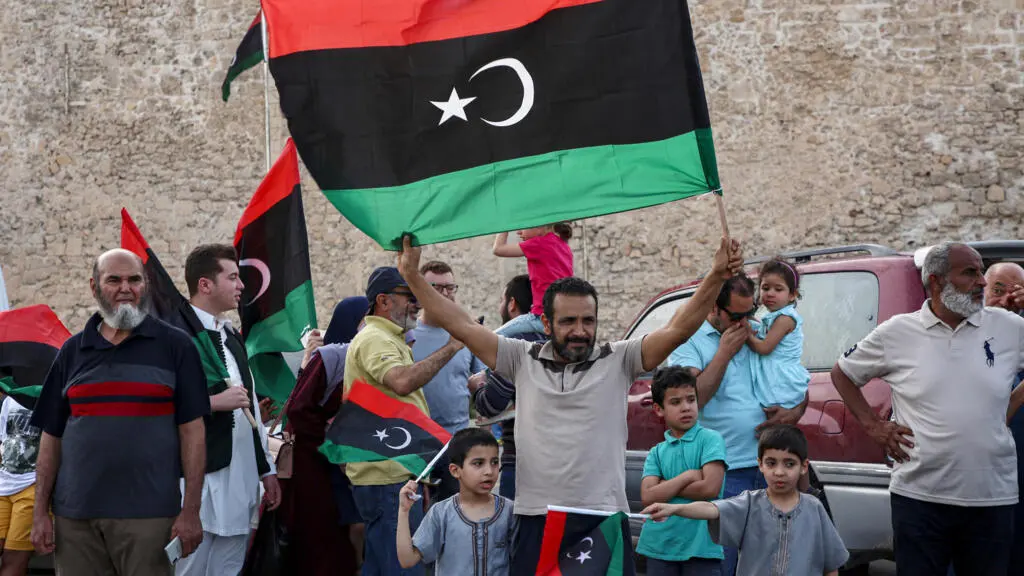 Libye : un accord fragile entre Haftar et le gouvernement d'union nationale trace une feuille de route vers des élections en 2027