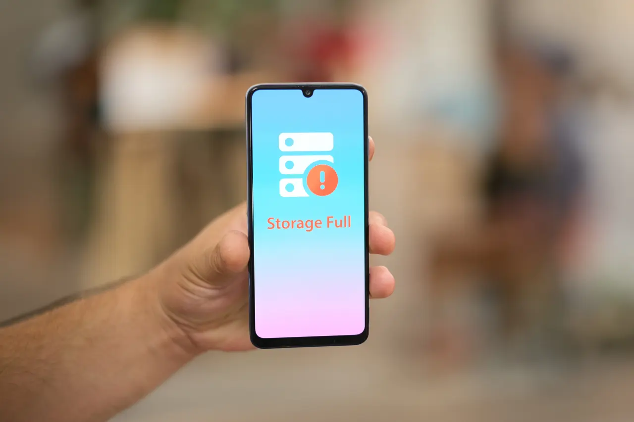 Pourquoi le stockage de 128 Go est devenu un piège pour la durabilité de votre smartphone