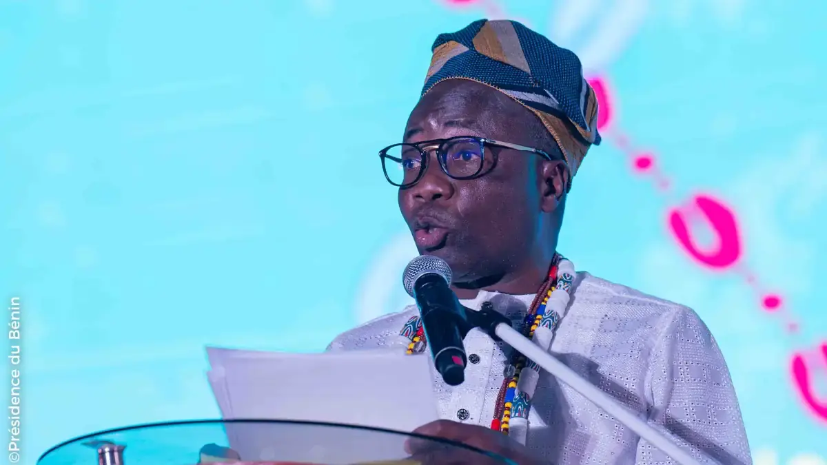 Bénin : l’État encadre enfin le Fâ pour chasser les charlatans et sauver une tradition millénaire