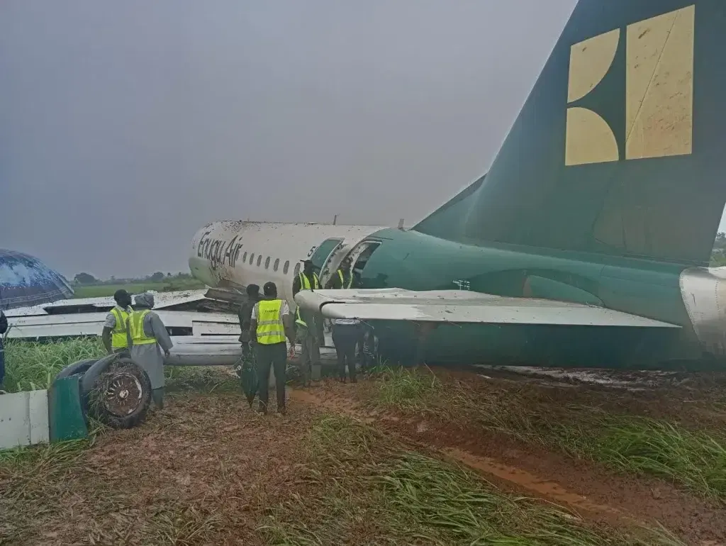 Le NSIB pointe des défaillances opérationnelles et infrastructurelles après la sortie de piste d'un avion à Benin