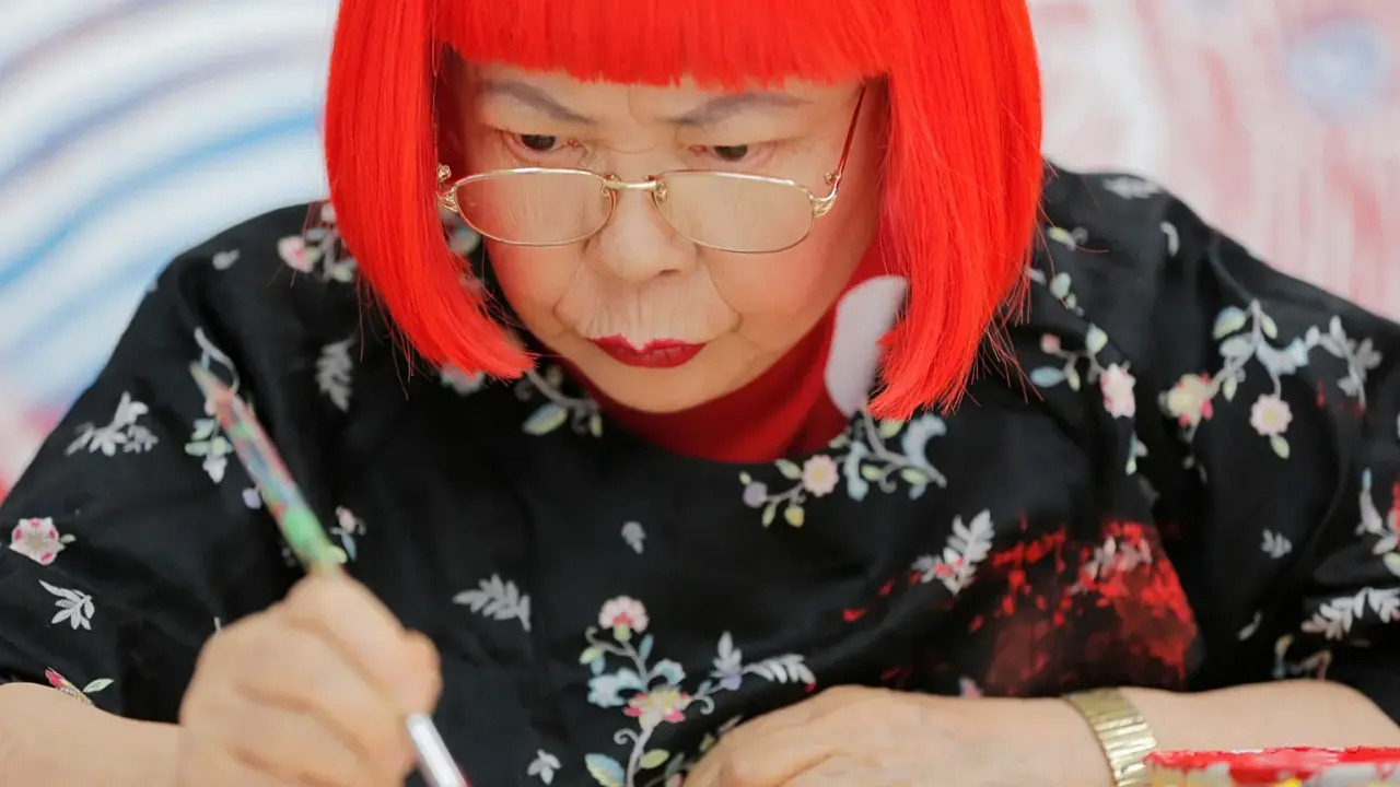 Yayoi Kusama, icône de l’art contemporain, décède à 97 ans à Tokyo