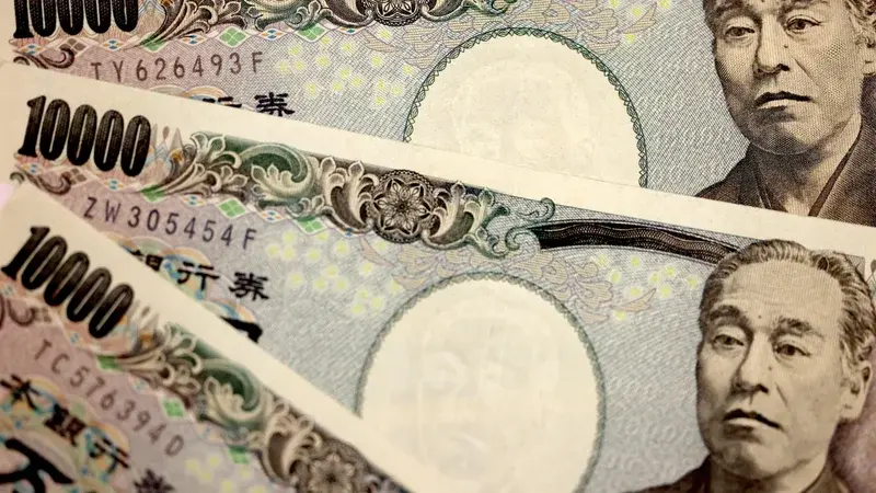La Banque du Japon déploie une intervention historique de 82 milliards d'euros pour enrayer la chute du yen