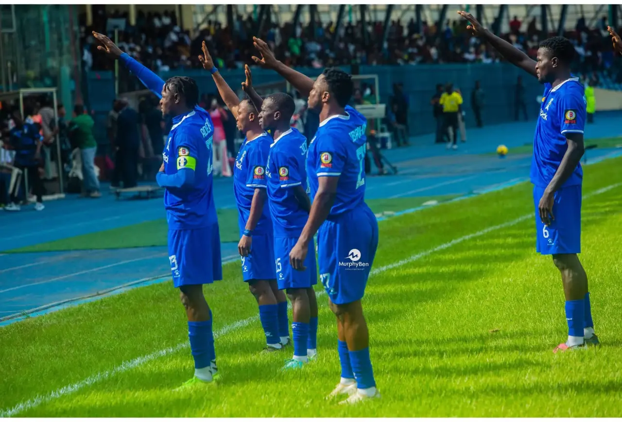 La Nigeria Premier Football League entame une ère nouvelle avec un prix record d'un milliard de nairas
