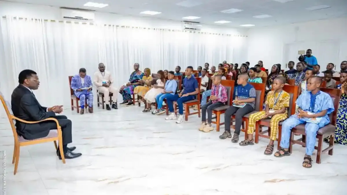 Joseph Djogbénou appelle les jeunes Béninois à faire de la famille le socle de la protection de leurs droits