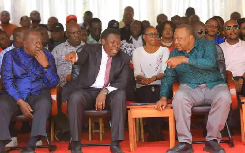 Uhuru Kenyatta condamne les perturbations des rassemblements d’opposition lors du mémorial de Kijana Wamalwa