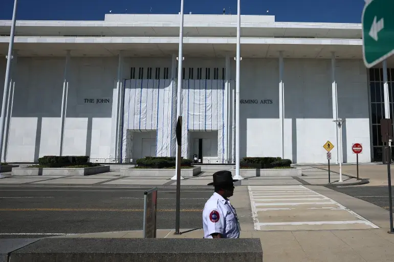 L'administration Trump menace de démolir le Kennedy Center faute de rénovations validées