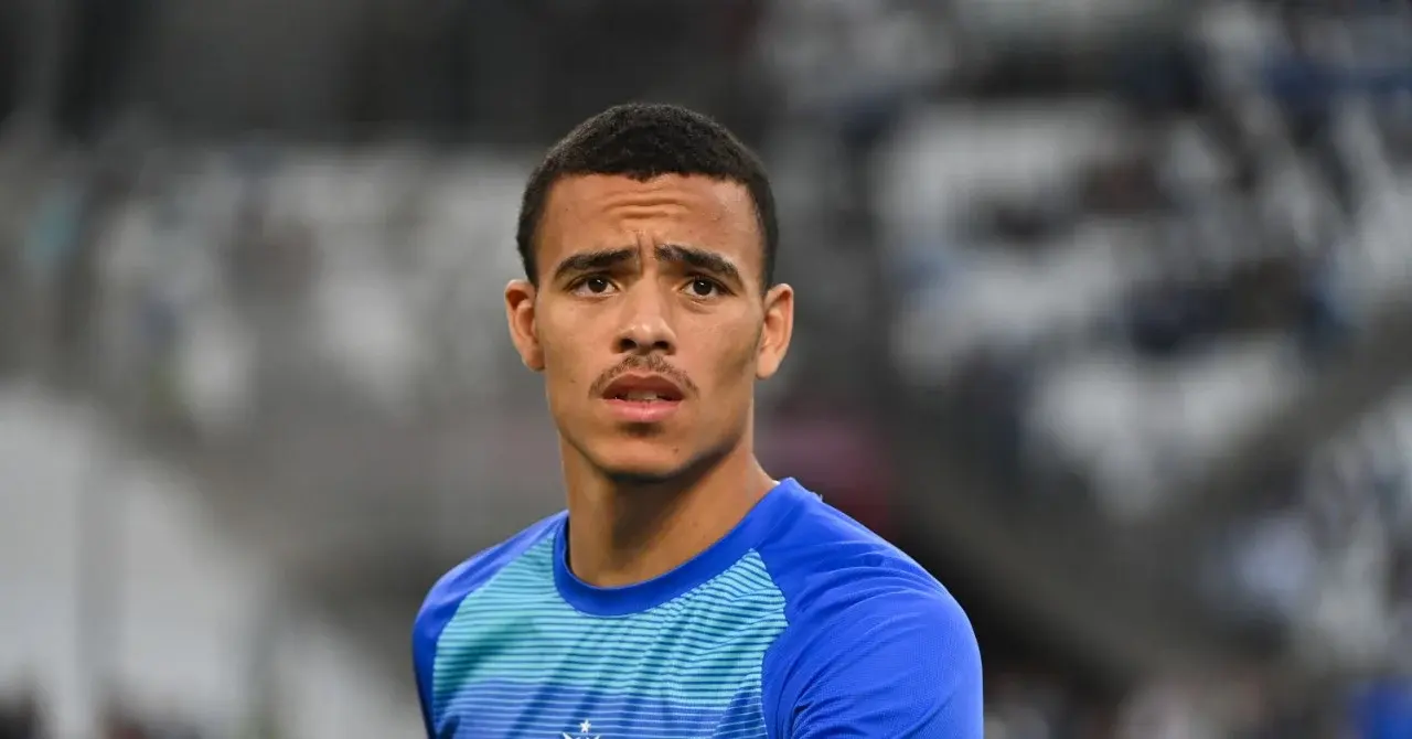 Fenerbahçe recrute Mason Greenwood : entre succès sportif et contradictions éthiques