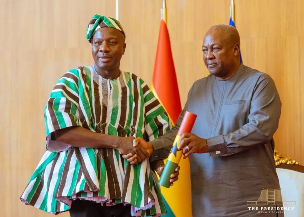 Mahama Ayariga et Zanetor Agyeman-Rawlings entament leur mission ministérielle au Ghana