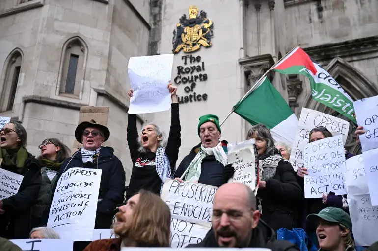 Les États-Unis sanctionnent des groupes pro-palestiniens : un tournant dans la répression des libertés civiles ?