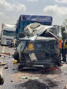 Carambolage meurtrier sur l’autoroute à péage Dakar-AIBD : 19 blessés et un trafic paralysé