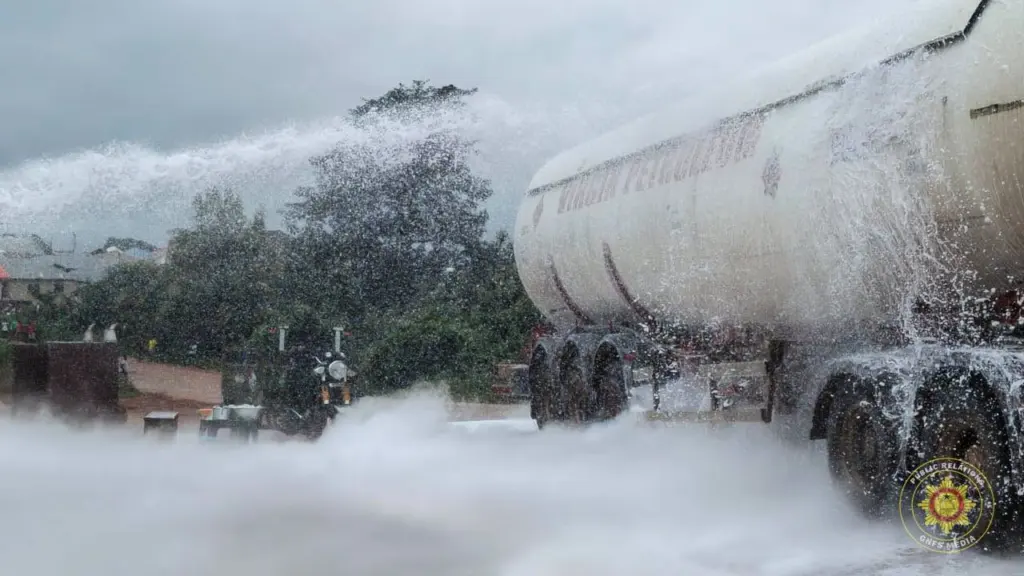 Accident de camion-citerne à Fiaso : une fuite de gaz maîtrisée sans victime