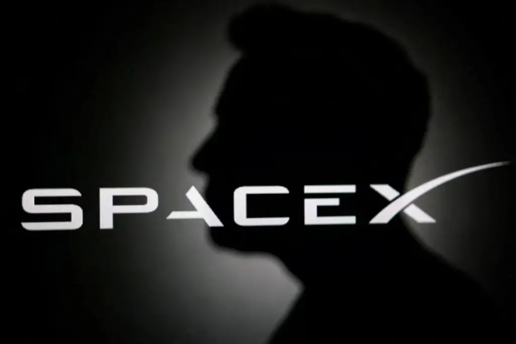 Le Royaume-Uni renforce sa dépendance stratégique envers SpaceX pour ses communications militaires