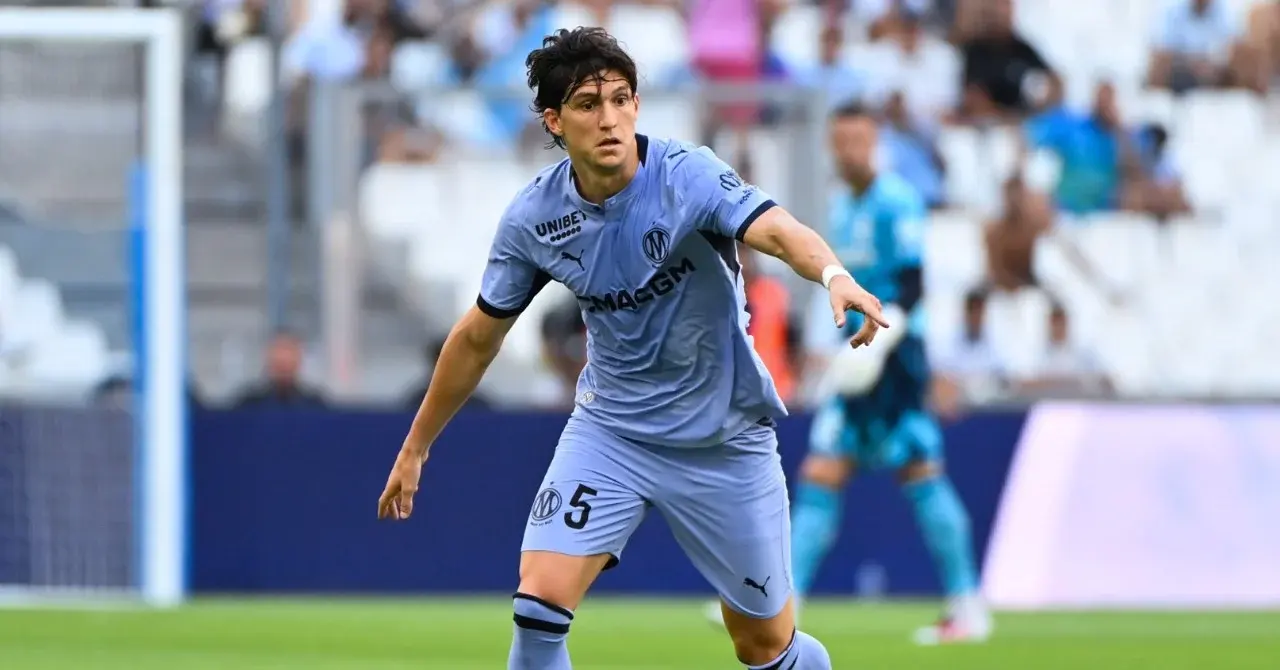 Leonardo Balerdi quitte l’OM pour la Roma en prêt de 20 M€ d’option d’achat, mais son retour à Marseille reste incertain